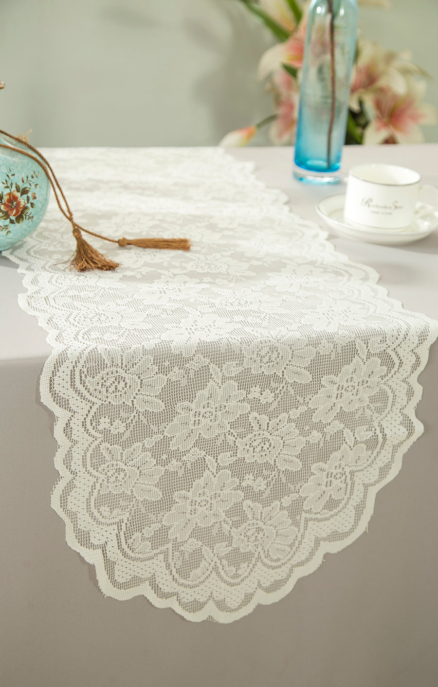 13.5"x108" Caspari Lace Table Runners - Ivory (1pc) 13.5"x108" Caspari Lace Table Runners - Ivory (1pc)