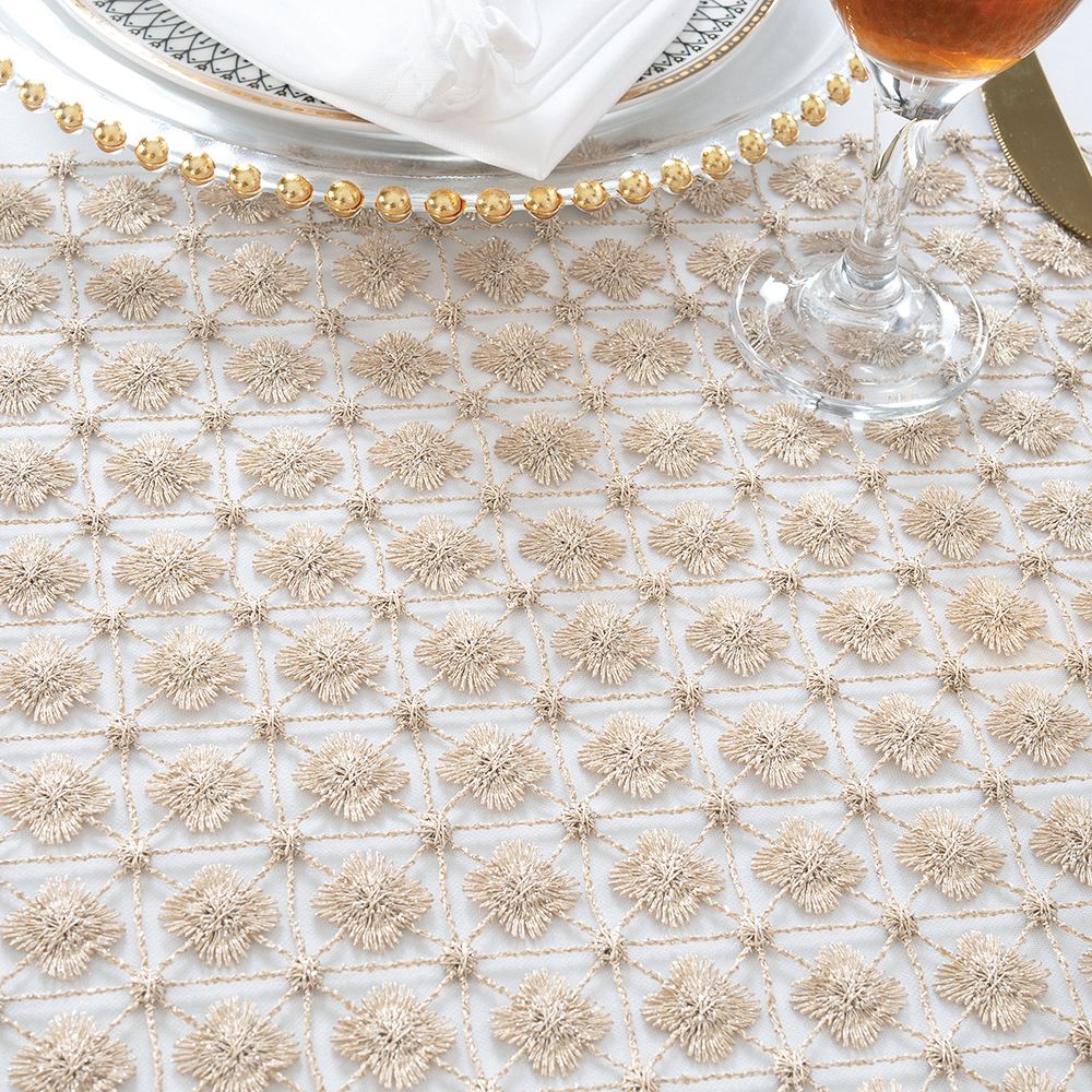 12"x108" Clover Shimmer Metallic Water-Soluble Lace Table Runner - Champagne (1pc)