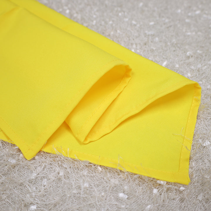 Adornos superpuestos para mesa cuadrados de poliéster de 54 "x 54" - Amarillo canario (1 unidad)