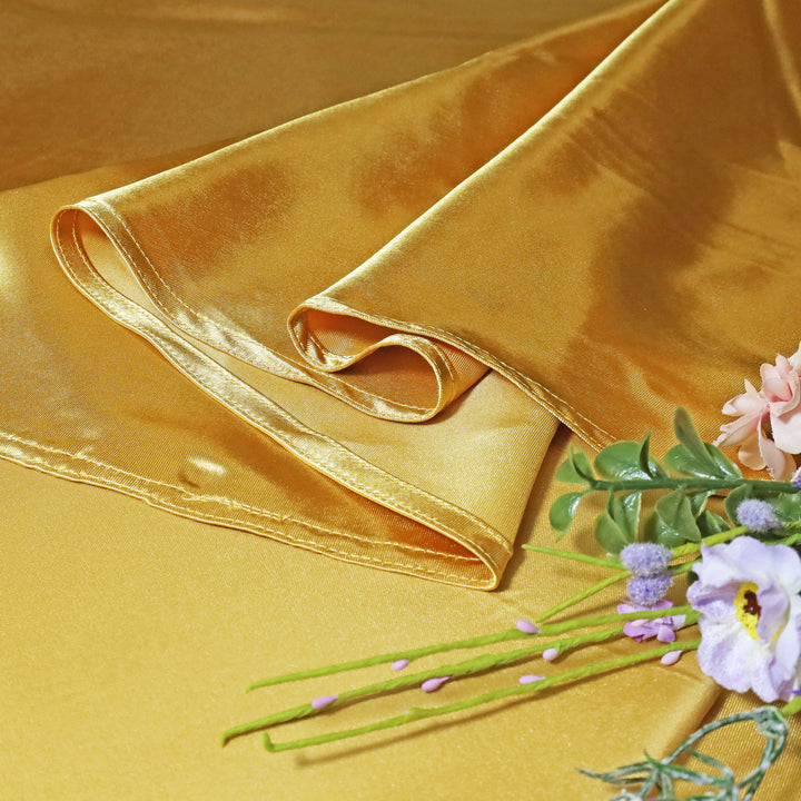 132" Round Heavy Duty Satin Tablecloth - Gold (1pc)