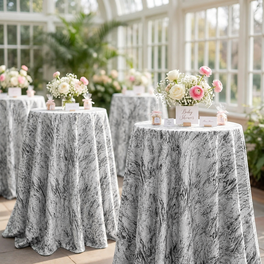 132" Round Mirage Jacquard Polyester Tablecloth - White/Black (1pc)