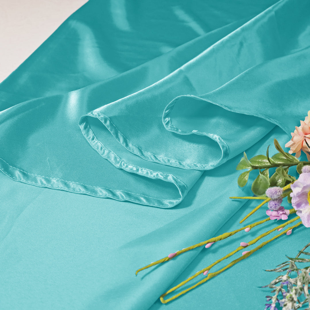 Nappe ronde en satin robuste de 132 po - Bleu piscine (1 pièce)