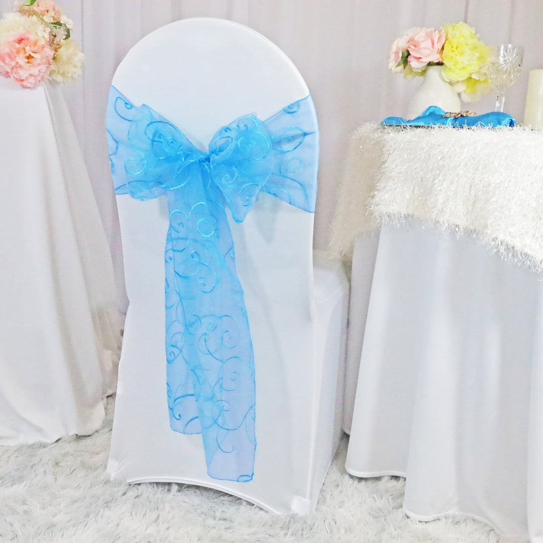 Fajas para sillas de organza bordadas de 8"x108" - Blanco (10 piezas/paq.)