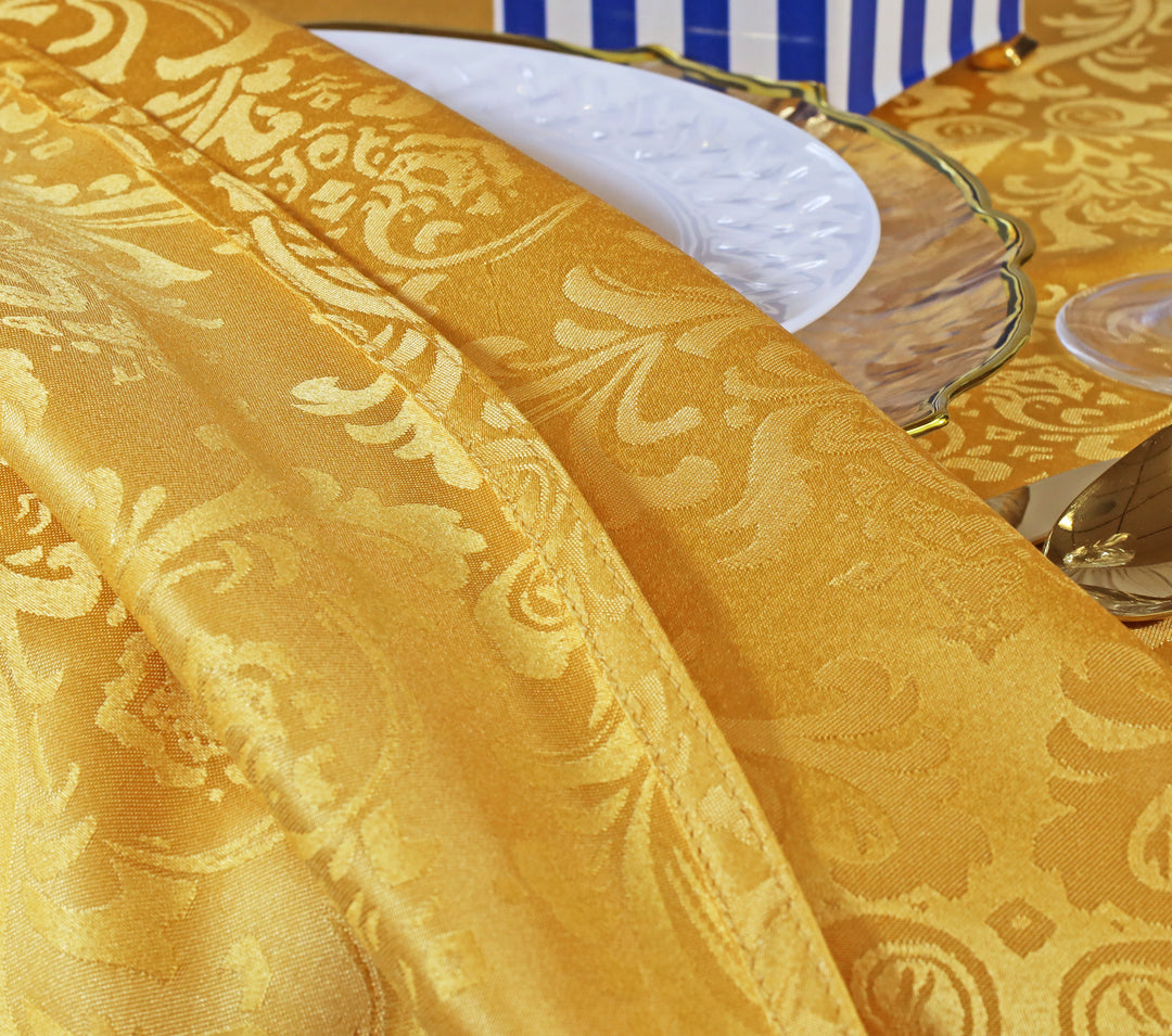 132" Seamless Round Floral Damask Jacquard Polyester (220 GSM) Tablecloth- Gold (1pc)