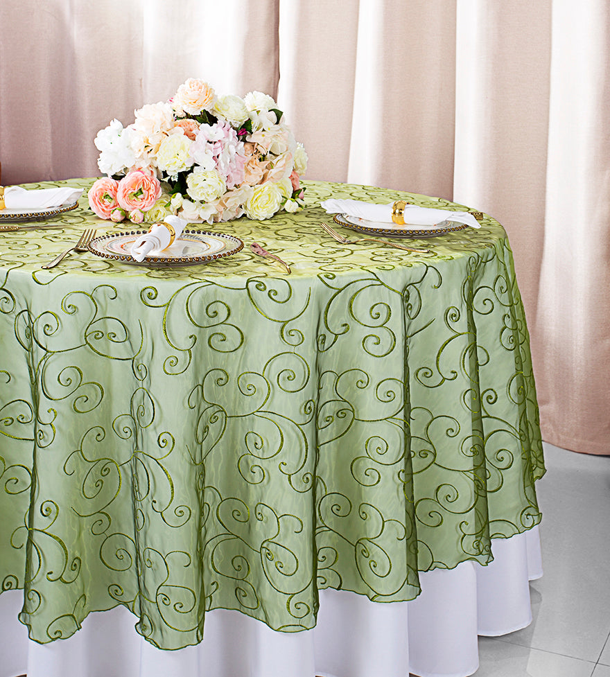 Superposition de table ronde en organza brodée sans couture de 108 po - Vert mousse (1 pièce)