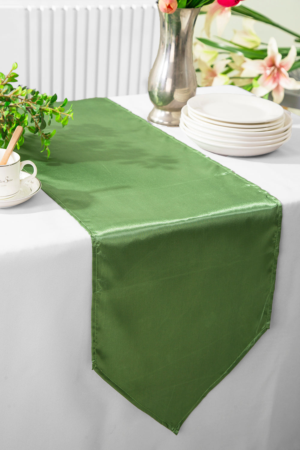 13.5"x108" Satin Table Runner - Clover Green (1pc)