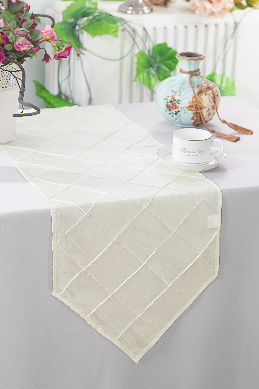 13"x108" Pintuck Taffeta Table Runner - Ivory (1pc)