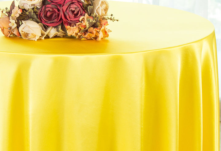 Nappe ronde en satin robuste de 132 po - Jaune canari (1 pièce)