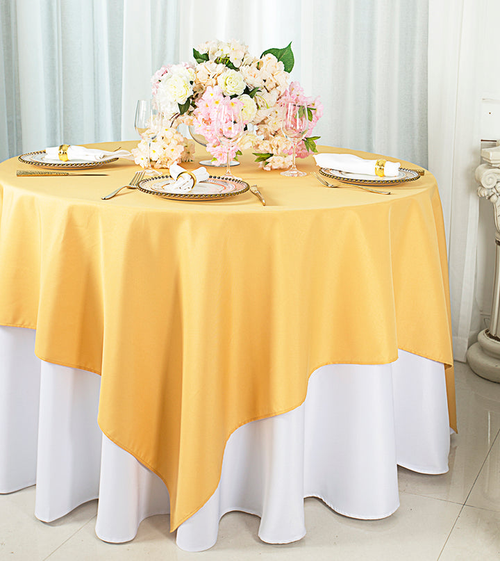Adornos superpuestos para mesa cuadrados de poliéster de 72 "x 72" - Dorado (1 pieza)